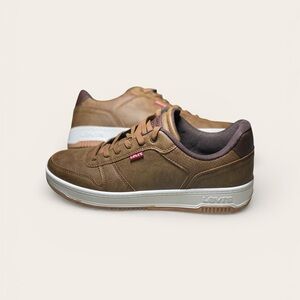 Levi's Men's Tan and Brown Sneakers